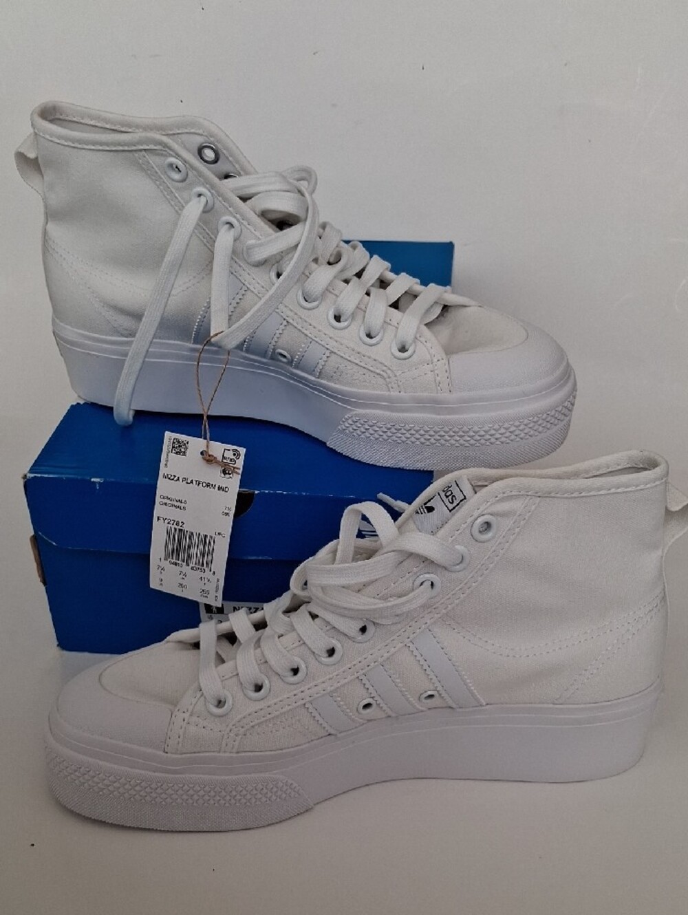adidas Nizza Platform Sneakers Women’s US 9 White Canvas Mid-High New Tags Box